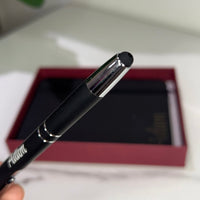 Coffret Cadeau Personnalisé – Portefeuille, Bloc-notes A6, Stylo, Porte-clés & Bracelet